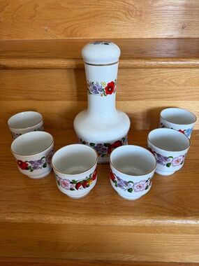 KALOCSA HAND-PAINTED FLORAL PORCELAIN DECANTER & CUP SET, MADE IN HUNGARY